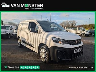 White Used 2022 Peugeot Partner Premium MPV | £8,255 (Fair price)