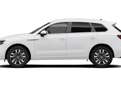 White Used 2017 VW Touareg R-line SUV | £15,999 (Super price)