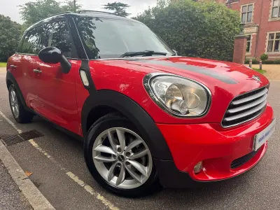 Used Mini Cooper D Countryman 112 HP (82 kW) 2010 Pure red SUV