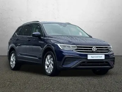 Used VW Tiguan Allspace Life 150 HP (110 kW) 2022 Blue SUV