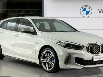Usado BMW M135 Shadowline 306 CV (225 kW) 2020 Blanco Utilitario