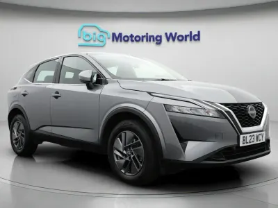 Used Nissan Qashqai Acenta Premium 140 HP (102 kW) 2023 Grey SUV