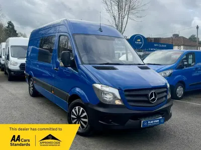 Used Mercedes Sprinter 140 HP (102 kW) 2018 Blue Van