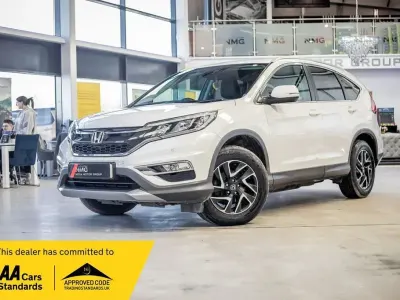 Begagnad Honda CR-V SE Plus 155 HK (114 kW) 2016 Vit SUV