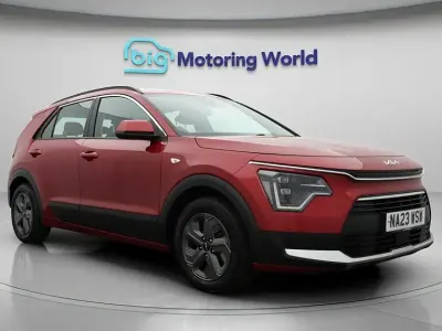 Używany Kia Niro 139 KM (102 kW) 2023 Czerwony SUV