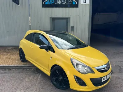 Begagnad Vauxhall Corsa Edition 2013 Gul Halvkombi