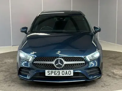 Used Mercedes A180 Executive 113 HP (83 kW) 2019 Blue Hatchback