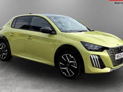 Used Peugeot 208 Premium 147 HP (108 kW) 2025 Yellow Hatchback