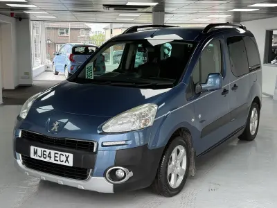 Used Peugeot Partner Tepee Outdoor 115 HP (84 kW) 2014 Blue MPV