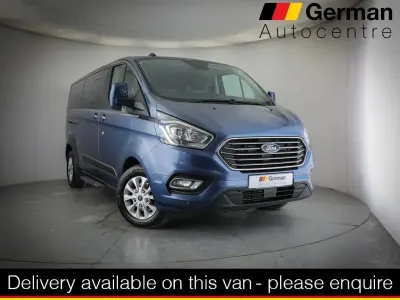 Used Ford Tourneo Custom Zetec 2022 Blue Van