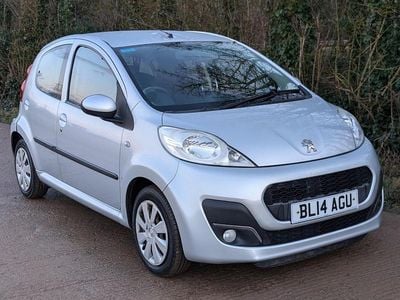 Used Peugeot 107 Active 68 HP (50 kW) 2014 Silver Hatchback