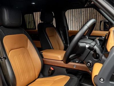 Used Land Rover Defender S 300 HP (220 kW) 2023 Grey SUV