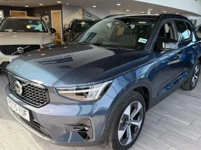 New Volvo XC40 Plus 197 HP (144 kW) 2026 SUV