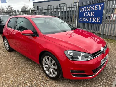Second-hand VW Golf VII GT 150 CP (110 kW) 2015 Roșu Hatchback