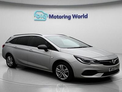Used Vauxhall Astra Business Edition 130 HP (95 kW) 2022 Silver Estate