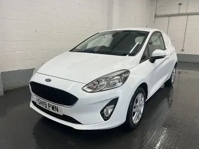 Używany Ford Fiesta 2019 Biały Hatchback