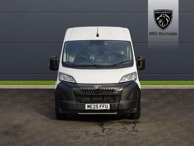 White New 2025 Peugeot Boxer Van | £20,995 (Good price)