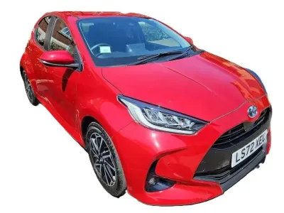 Used Toyota Yaris Design 116 HP (85 kW) 2022 Red Hatchback