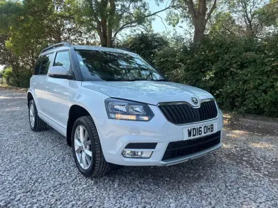 Used Skoda Yeti SE 110 HP (80 kW) 2016 White SUV