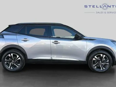 Second-hand Peugeot e-2008 GT 98 kW (134 CP) 2022 Gri SUV