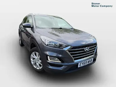 Usado Hyundai Tucson SE 132 CV (97 kW) 2019 Gris SUV