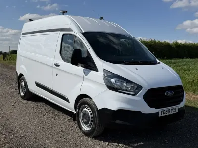 Used Ford Transit Custom 130 HP (95 kW) 2018 White Van