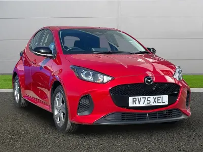 Begagnad Mazda 2 Exclusive-Line 2025 Röd Halvkombi