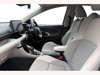 Used Toyota Yaris Hybrid 116 HP (85 kW) 2023 Silver Hatchback