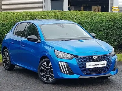 Second-hand Peugeot 208 Allure 101 CP (74 kW) 2024 Albastru Hatchback