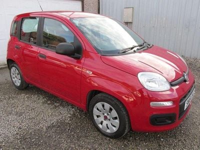 Used Fiat Panda Pop 69 HP (50 kW) 2016 Red Hatchback