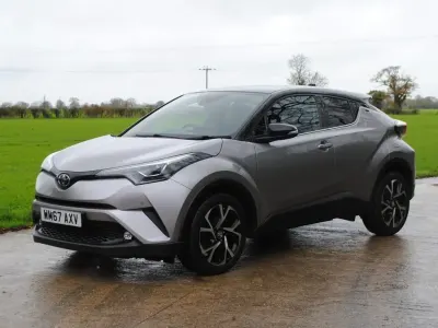 Używany Toyota C-HR 115 KM (84 kW) 2018 Srebrny SUV