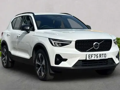 Used Volvo XC40 Plus 163 HP (119 kW) 2025 SUV
