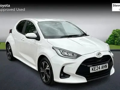 Usata Toyota Yaris Hybrid Design 116 CV (85 kW) 2026 Utilitaria