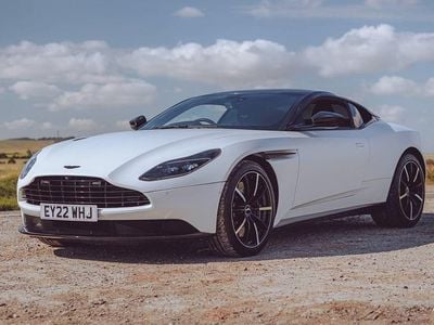 Aston Martin DB11