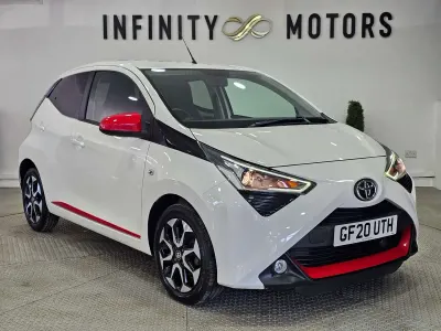 Gebraucht Toyota Aygo Trend 72 PS (52 kW) 2020 Weiß Kleinwagen