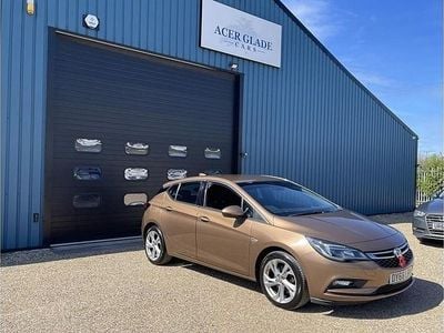 Used Vauxhall Astra SRi 136 HP (100 kW) 2016 Bronze Hatchback
