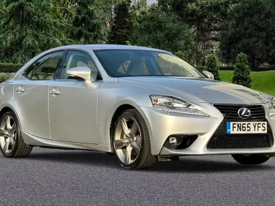 Used Lexus IS300h