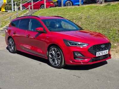 Używany Ford Focus ST-Line X 2025 Czerwony Kombi