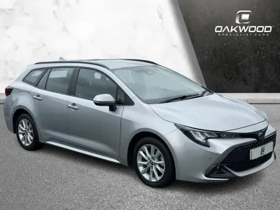 Used Toyota Corolla 140 HP (102 kW) 2024 Silver Estate