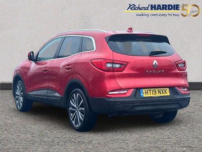 Red Used 2019 Renault Kadjar Iconic SUV | £8,799 (Fair price)