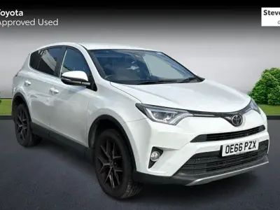 Used Toyota RAV4 151 HP (111 kW) 2016 White SUV