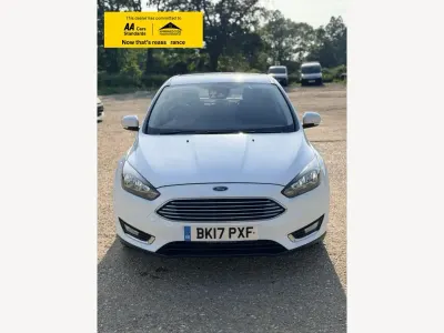 Używany Ford Focus Titanium 125 KM (91 kW) 2017 Biały Hatchback