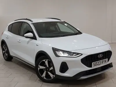 Used Ford Focus Active 125 HP (91 kW) 2023 White Hatchback