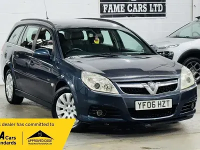 Używany Vauxhall Vectra Design Edition 150 KM (110 kW) 2006 Niebieski Kombi