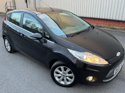 Gebraucht Ford Fiesta Zetec 82 PS (60 kW) 2009
