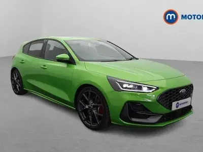 Used Ford Focus ST 280 HP (205 kW) 2023 Green Hatchback