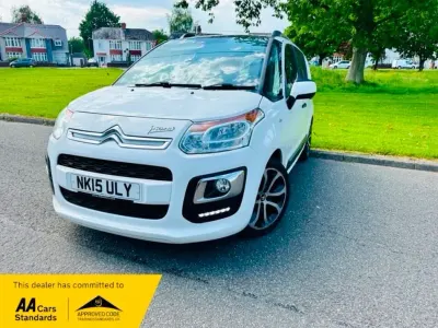 Begagnad Citroën C3 Picasso SELECTION 90 HK (66 kW) 2015 Vit Minibuss