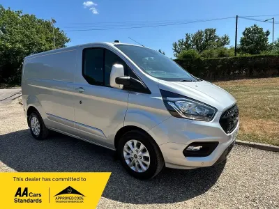 Used Ford Transit Custom Limited 130 HP (95 kW) 2022 Silver Van