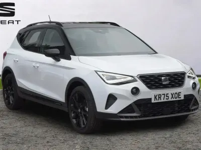 New Seat Arona Black Edition 113 HP (83 kW) 2025 White SUV