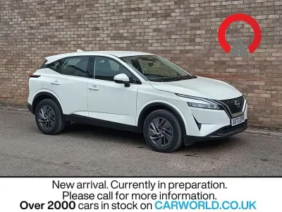 Used Nissan Qashqai Acenta Premium 158 HP (116 kW) 2024 White SUV